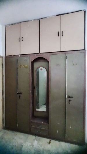 Bedroom in 4 BHK Independent House at Ellora Park – for Rent