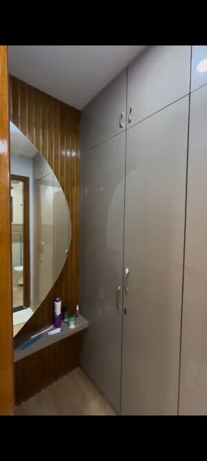 Building Lobby in 4 BHK Builder Floor at BPTP Parkland, Sector 75 – for Rent