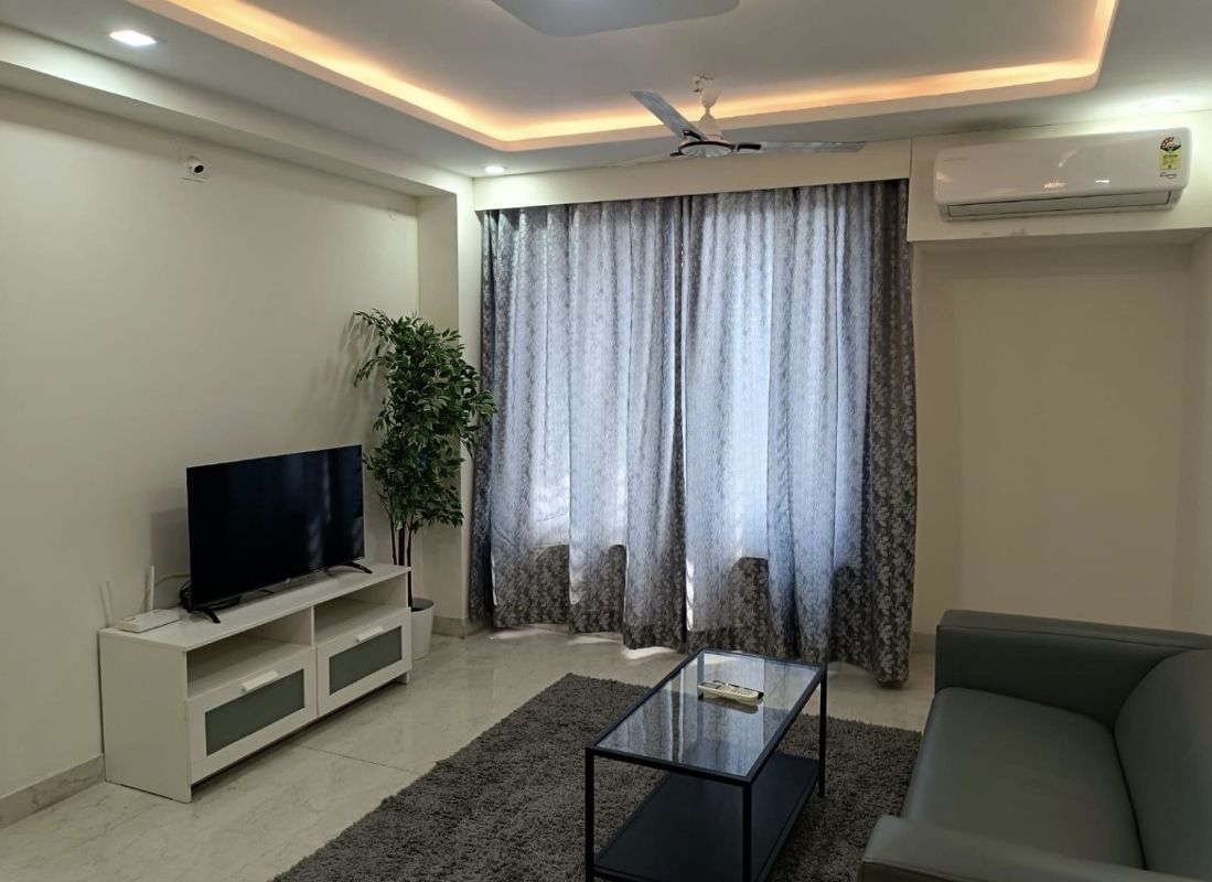 2 BHK Apartment For Rent in Lake View Apartments Powai