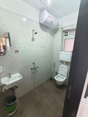Bathroom in 1 BHK Apartment at Santacruz East – for Rent
