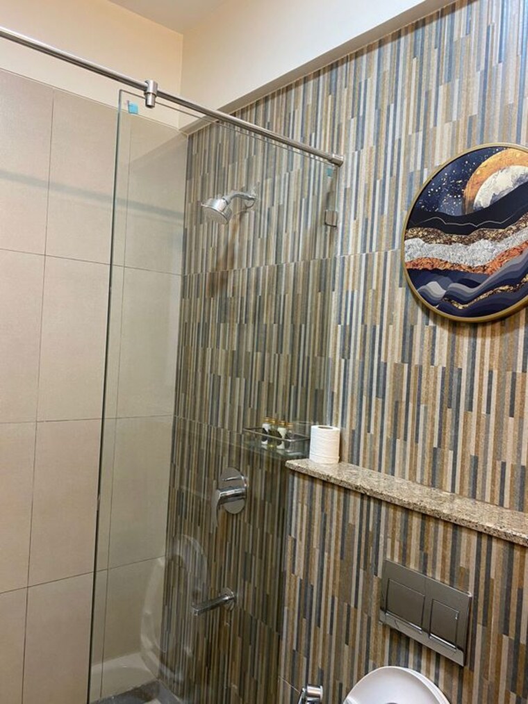 Attached Bathroom, shapoorji-pallonji-vicinia 2 Bedroom 888 Sq.Ft. Apartment In Powai Mumbai 10213766