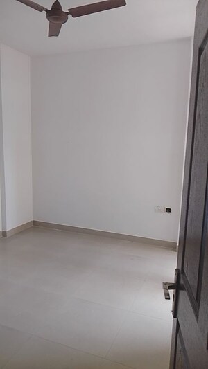 Room in 2 BHK Apartment at Home Krupa, Konanakunte – for Rent