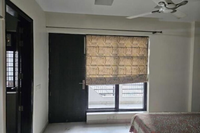 Room, malibu town 2 Bedroom 800 Sq.Ft. Apartment In Malibu Town Gurgaon 10213764