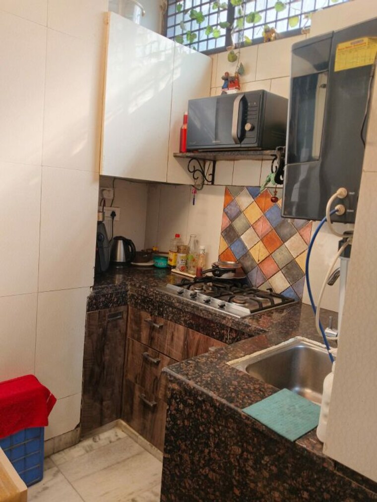 Kitchen, lajpat nagar 4 1 Bedroom 450 Sq.Ft. Builder Floor In Lajpat Nagar 4 Delhi 10139287