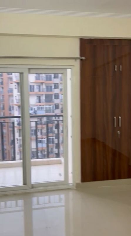 3 BHK Apartment For Rent in Amrapali Centurian Park