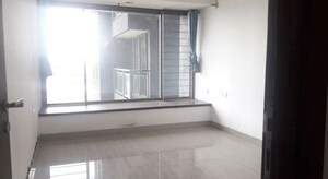 Room in 4 BHK Apartment at The Wadhwa Address Panorama, Ghatkopar West – for Rent