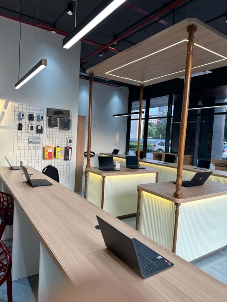 Team Area, amar-tech-park Commercial Showroom 650 Sq.Ft. In Balewadi Pune 10213839