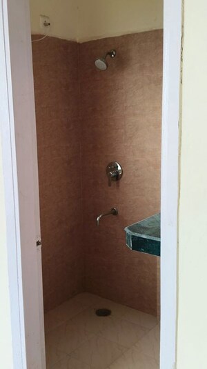 Furnished Amenities in 2 BHK Apartment at Jaypee Kensington Boulevard, Sector 131 – for Rent