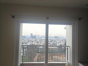 Room in 2 BHK Apartment at TVS Emerald Jardin, Singasandra – for Rent