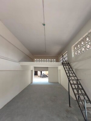  Warehouse For Rent in Sativali