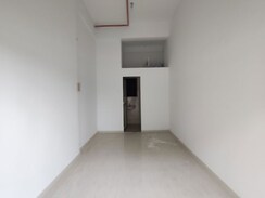 Retail Shop For Rent in Evershine Solitaire