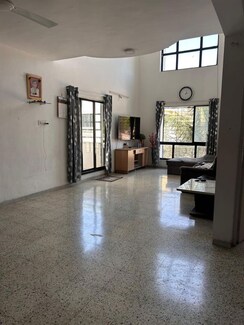 2 BHK Apartment For Rent in Clover Village