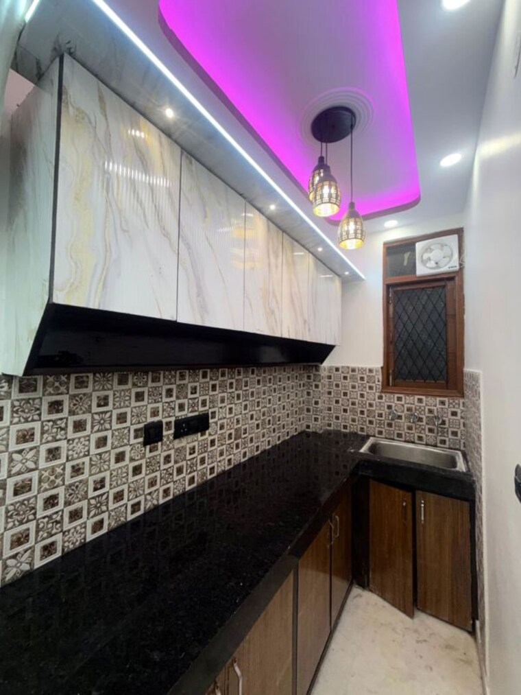 Kitchen, govindpuri 2 Bedroom 60 Sq.Yd. Builder Floor In Govindpuri Delhi 10213904