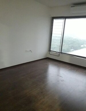 Room in 3 BHK Apartment at Wadhwa The Address Boulevard, Ghatkopar West – for Rent