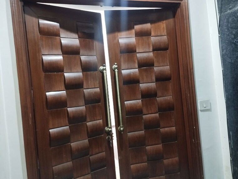 undefined, sector 9a 3 Bedroom 1750 Sq.Ft. Builder Floor In Sector 9a Gurgaon 10213913