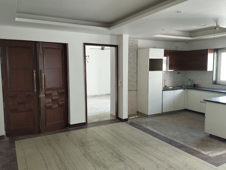 Room, sector 9a 3 Bedroom 1750 Sq.Ft. Builder Floor In Sector 9a Gurgaon 10213913
