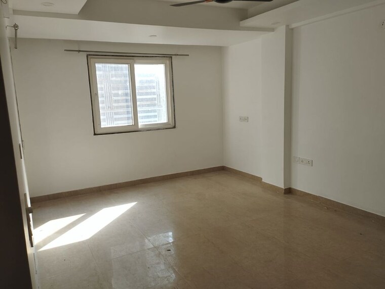 Room, sector 9a 3 Bedroom 1750 Sq.Ft. Builder Floor In Sector 9a Gurgaon 10213913