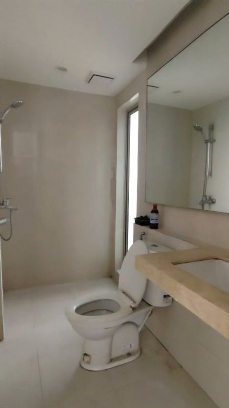 Bathroom, hiranandani-eagleridge-wing-a 2 Bedroom 640 Sq.Ft. Apartment In Thane West Thane 10213918