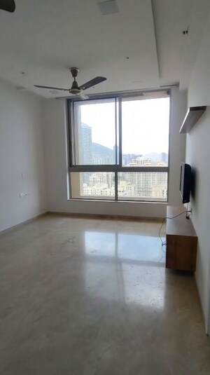 Room in 2 BHK Apartment at Hiranandani Eagleridge Wing A, Thane West – for Rent