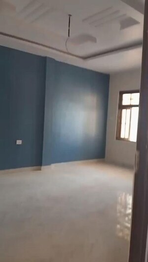 Room in 3 BHK Independent House at Kanpur Road – for Sale