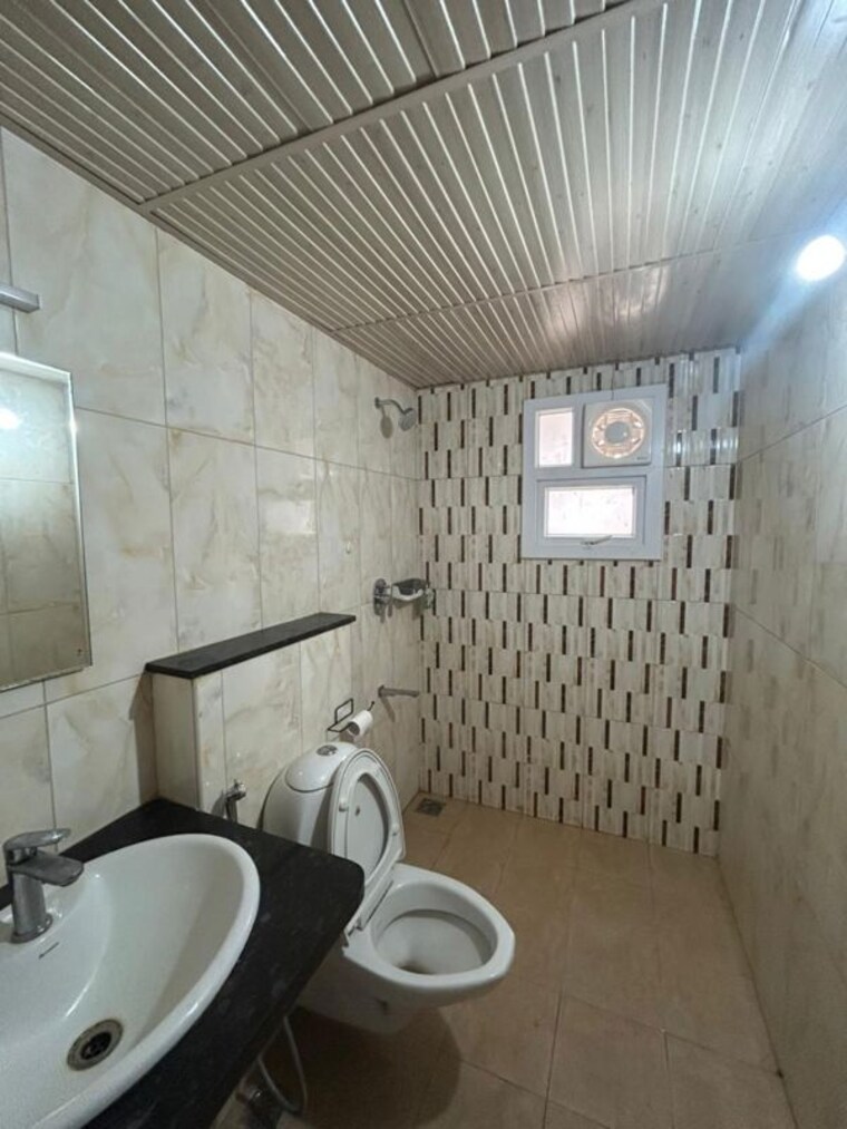 Bathroom, indes-willow-park 2 Bedroom 1150 Sq.Ft. Apartment In Kalkere Bangalore 10213932