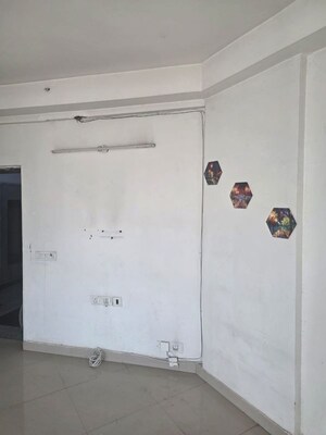 Room in 3 BHK Apartment at Mapsko Royale Ville, Sector 82 – for Sale