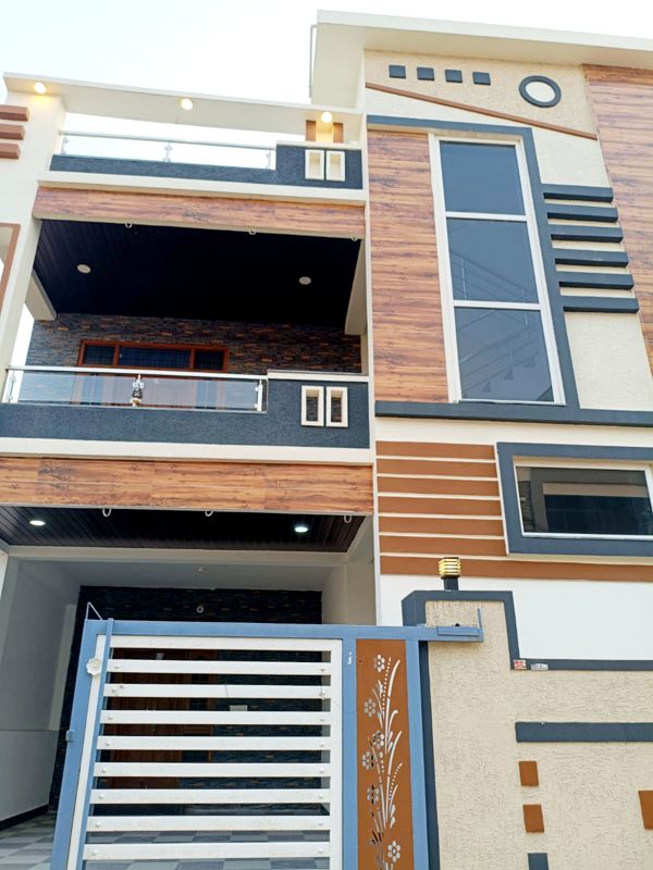 5 BHK + Pooja Room Independent House For Sale in Alwal