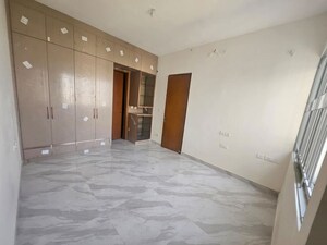 Room in 3 BHK Apartment at Concorde Auriga, Kr Puram – for Rent