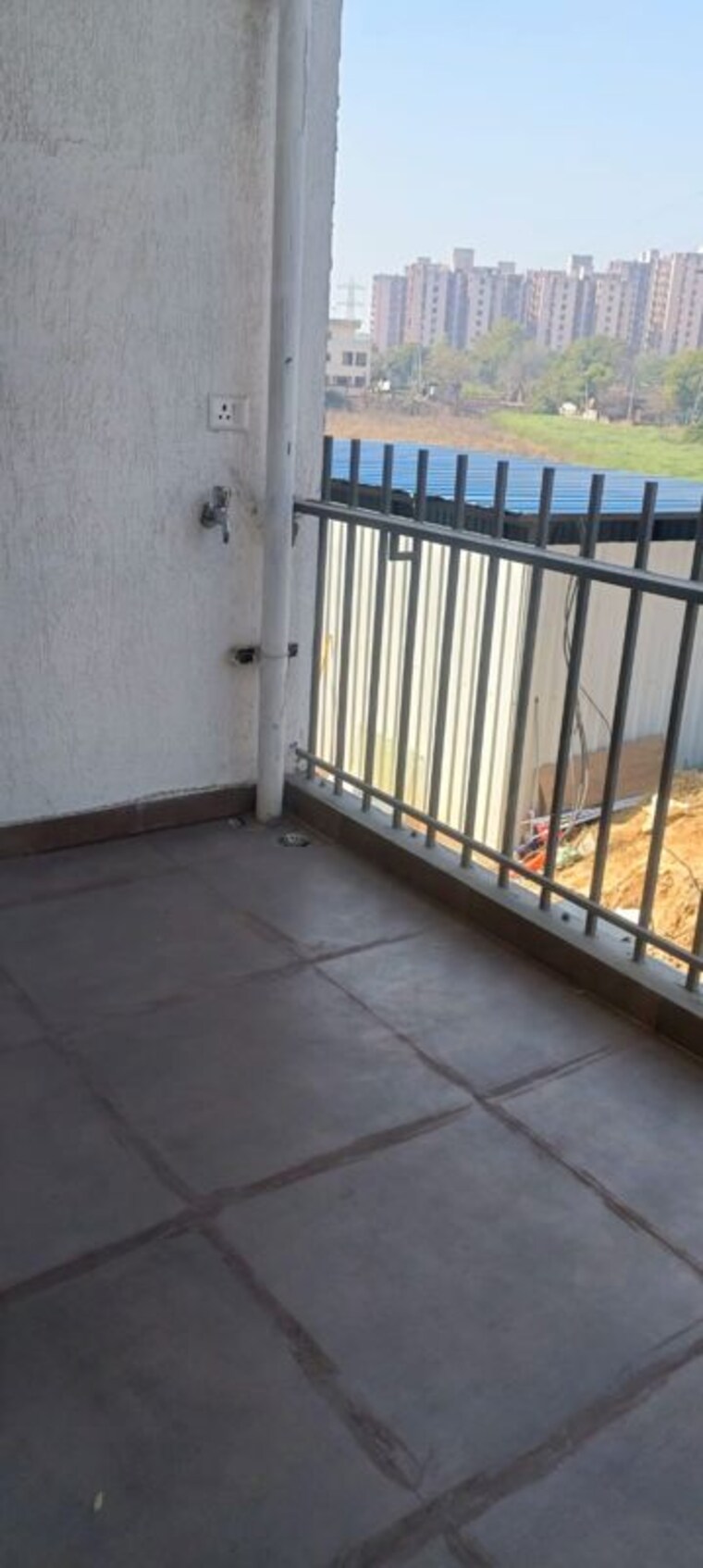 Balcony, smart-world-gems 2.5 Bedroom 1200 Sq.Ft. Apartment In Sector 89 Gurgaon 10213949