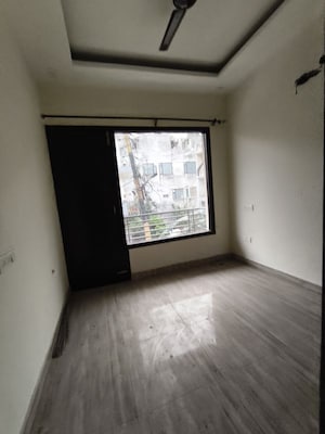 Room in 3 BHK Builder Floor at Motiaz Royal Citi, Ambala Highway – for Rent