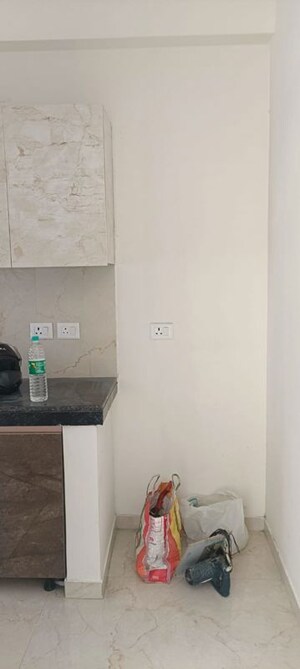 Furnished Amenities in 3.5 BHK Apartment at Smart World Gems, Sector 89 – for Sale