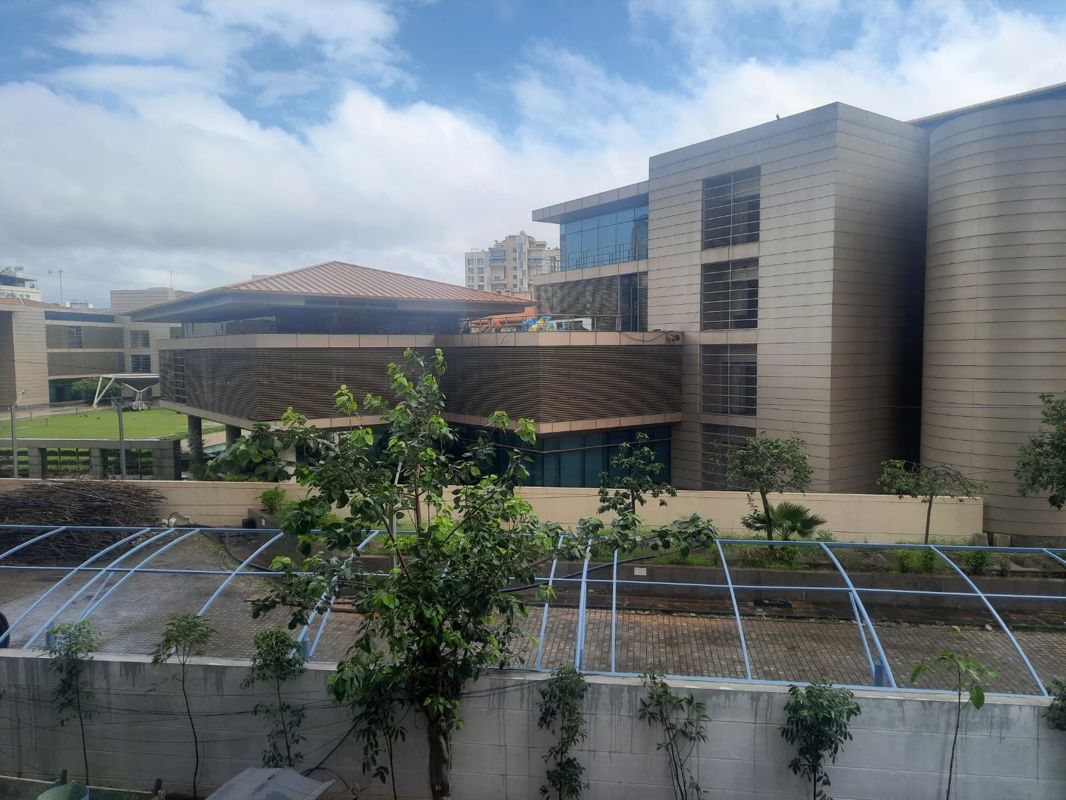 2 BHK Apartment For Sale in Prithvi Proximus