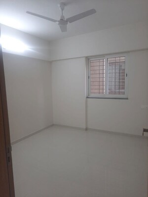 Room in 2 BHK Apartment at Prithvi Proximus, Hadapsar – for Sale