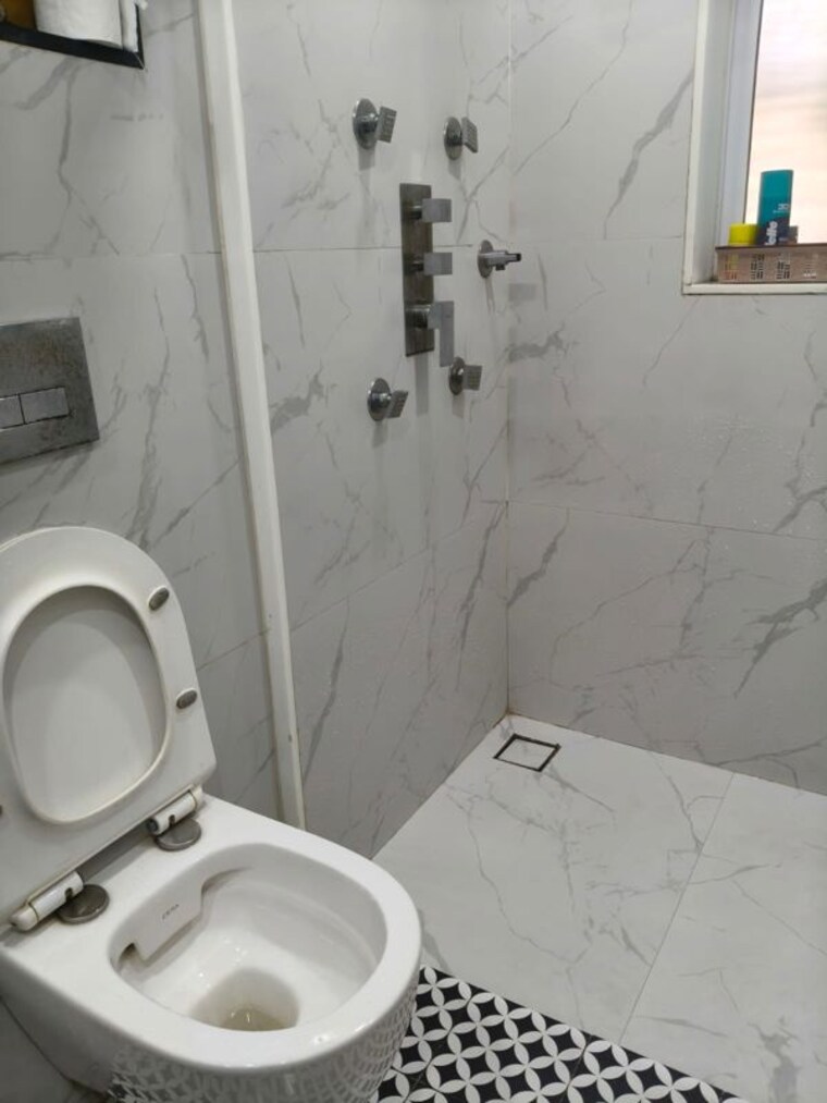 Bathroom, samartha-aangan 3 Bedroom 1550 Sq.Ft. Apartment In Andheri West Mumbai 9447234