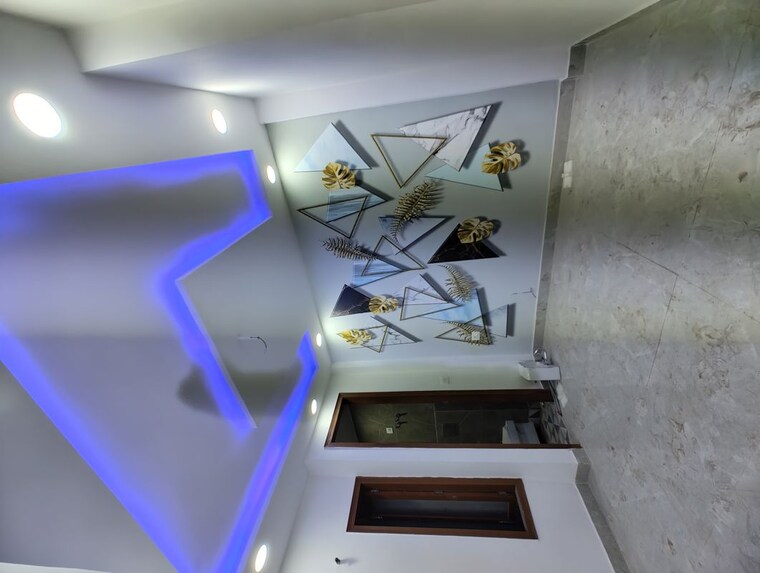 Bedroom, govindpuri 3 Bedroom 90 Sq.Yd. Builder Floor In Govindpuri Delhi 10214010