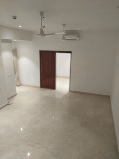 3 BHK + Pooja Room,Servant Room,Extra Room Apartment For Rent in Indiabulls Sky Forest