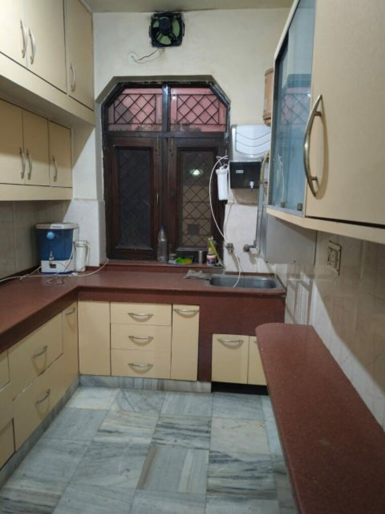 Kitchen, sector 31 2 Bedroom 1450 Sq.Ft. Builder Floor In Sector 31 Faridabad 10214028