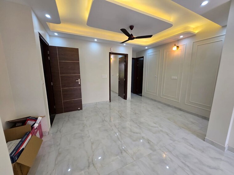 Room, sector 9a 3 Bedroom 215 Sq.Yd. Builder Floor In Sector 9a Gurgaon 10214040