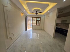 3 BHK + Servant Room Builder Floor For Rent in Sector 9A