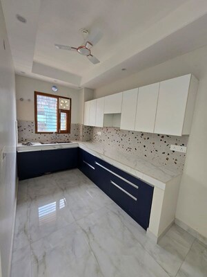 Kitchen in 3 BHK Builder Floor at Sector 9a – for Rent