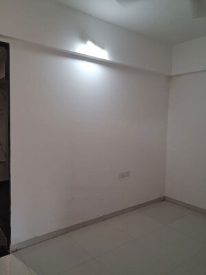 Room in 2 BHK Apartment at Majestique Venice, Dhayari – for Rent