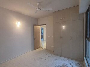 Room in 3 BHK Apartment at Sector 65 – for Rent