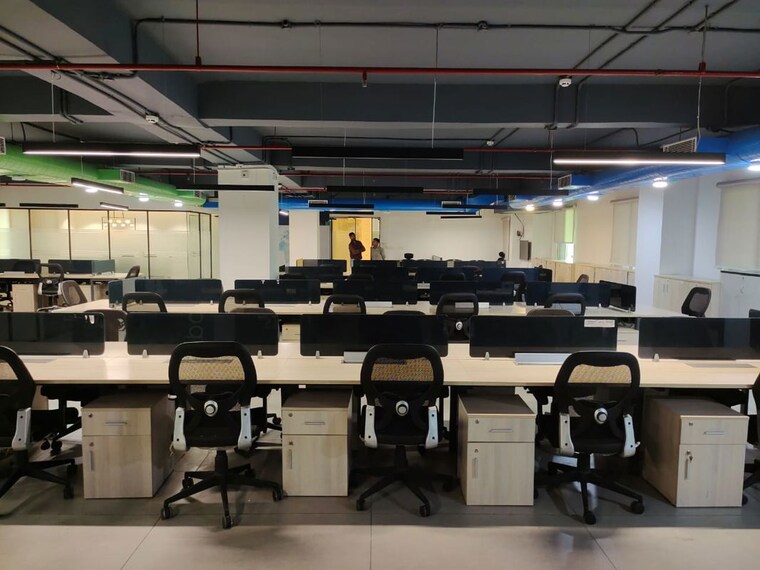 Team Area, anthurium Commercial Office Space in IT/SEZ 4300 Sq.Ft. In Sector 73 Noida 10214047