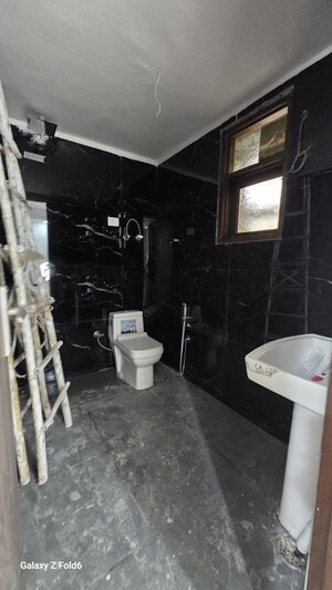 Attached Bathroom in 3 BHK Apartment at Palm Residency Chhatarpur, Chattarpur – for Rent