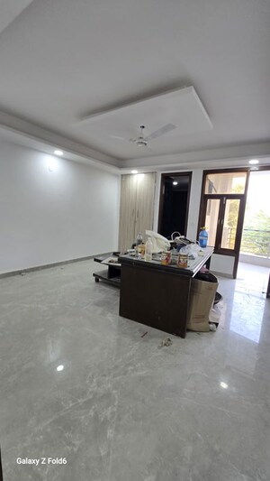 Living Room in 3 BHK Apartment at Palm Residency Chhatarpur, Chattarpur – for Rent