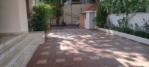 3 BHK Villa – Exterior View View at Juhu - for Rent