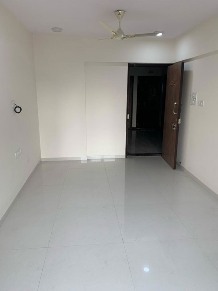 Living Room, khandelwal-sai-iconic 2 Bedroom 1000 Sq.Ft. Apartment In Andheri West Mumbai 9183844