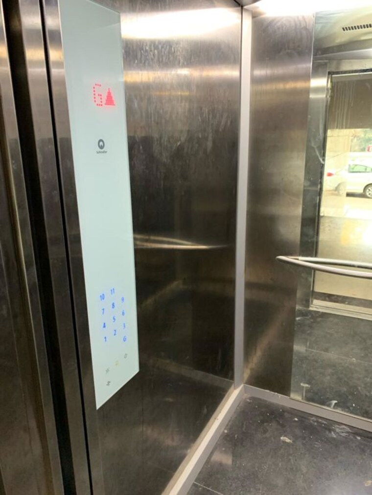 Bathroom, khandelwal-sai-iconic 2 Bedroom 1000 Sq.Ft. Apartment In Andheri West Mumbai 9183844