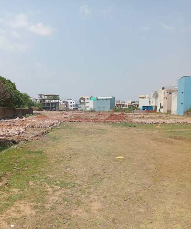 Plot For Sale in Sector 85