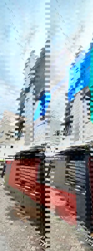 5 BHK Villa For Sale in Juhu